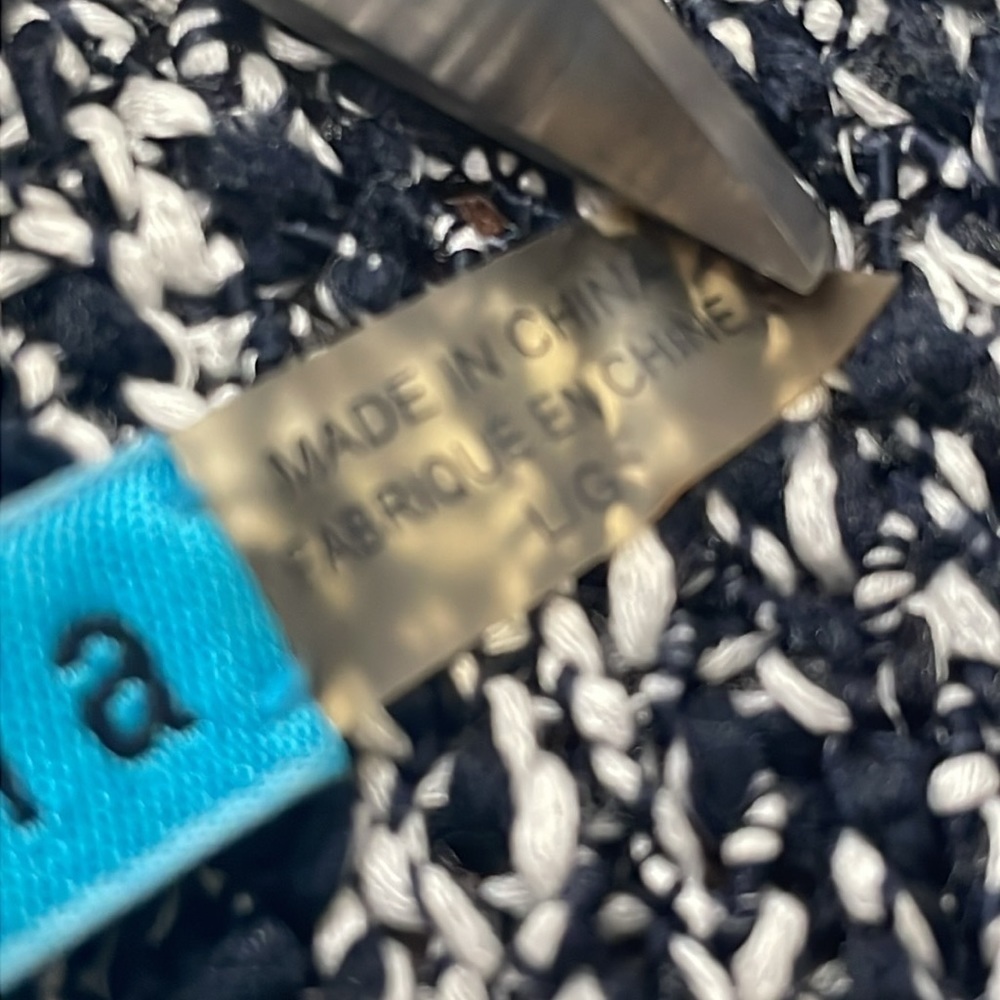 ALICE + OLIVIA Gloria Pullover Sweater - Picture 7 of 8